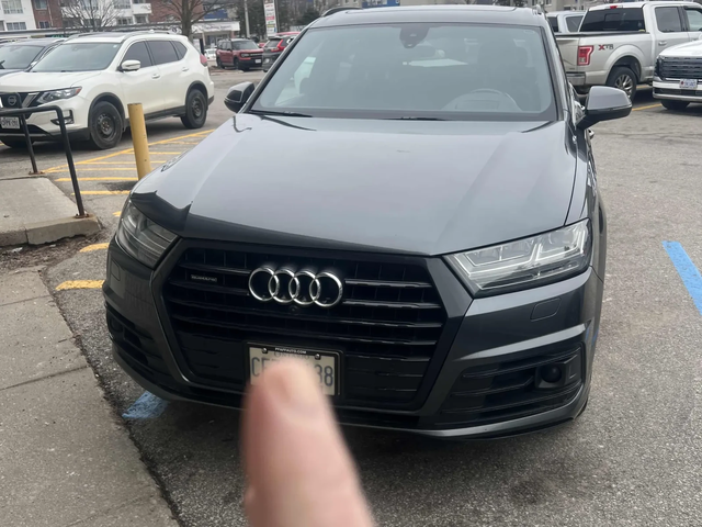 Audi Q7 3.0T* MATRIX* ДИГИТАЛНО* ТАБЛО* ОБДУХВАНЕ* - автомобили, коли, обяви за нови и употребявани 0