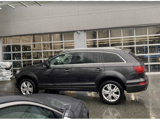 Audi Q7 3.0T Technik* КОжа* ПАНО* НАВИ* ПОДГРЕВ* CARFAX - автомобили, коли, обяви за нови и употребявани 3