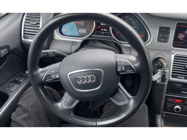 Audi Q7 3.0T Technik* КОжа* ПАНО* НАВИ* ПОДГРЕВ* CARFAX - автомобили, коли, обяви за нови и употребявани 5