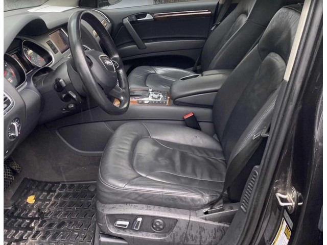 Audi Q7 3.0T Technik* КОжа* ПАНО* НАВИ* ПОДГРЕВ* CARFAX - автомобили, коли, обяви за нови и употребявани 9