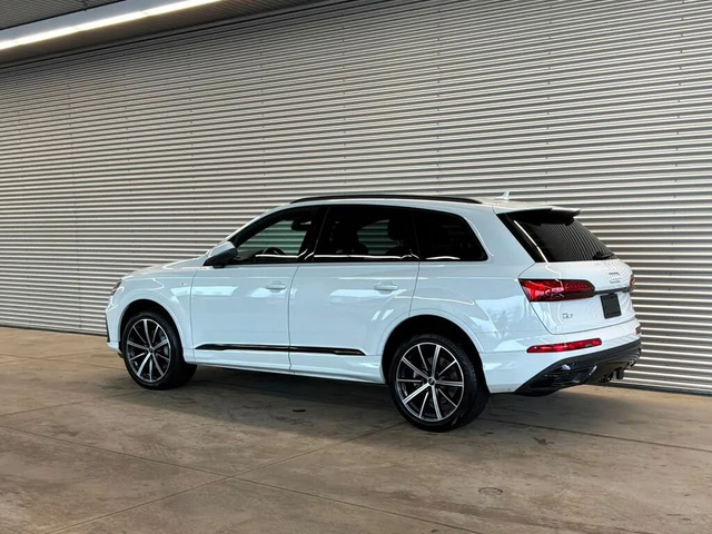 Audi Q7 Komfort* 55 TFSI* АвтоКредит* (ЦЕНА ДО БГ) - автомобили, коли, обяви за нови и употребявани 2