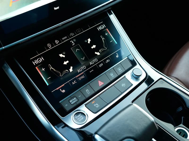 Audi Q7 Komfort* 45TFSI* АвтоКредит* (ЦЕНА ДО БГ) - автомобили, коли, обяви за нови и употребявани 15