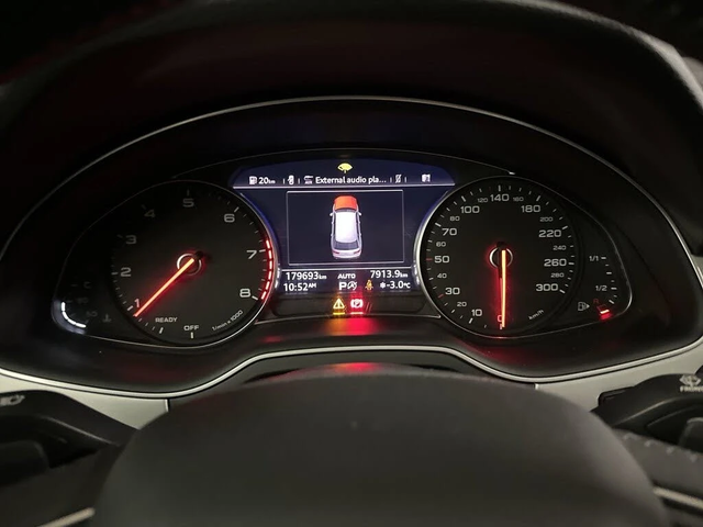 Audi Q7 2.0 TFSI* Komfort* АвтоКредит* (ЦЕНА ДО БГ) - автомобили, коли, обяви за нови и употребявани 9