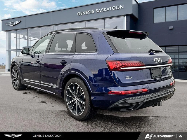 Audi Q7 * TECHNIK* * HeadUp* AвтоКредит* (ЦЕНА ДО БГ) - автомобили, коли, обяви за нови и употребявани 4