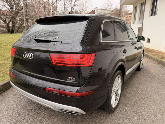 Audi Q7 3.0TDI / MATRIX - автомобили, коли, обяви за нови и употребявани 6