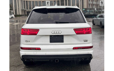 audi-q7 - 3