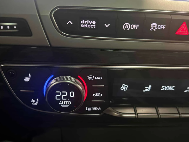 Audi Q7 * 2.0T Progressiv * ОБДУХВАНЕ * 360 * ПАНО * - автомобили, коли, обяви за нови и употребявани 15