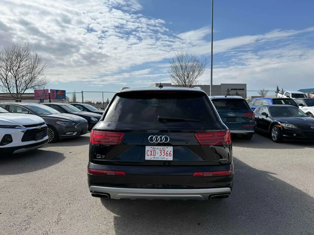 Audi Q7 55 TFSI quattro | PANO | PODGREVI| - автомобили, коли, обяви за нови и употребявани 7