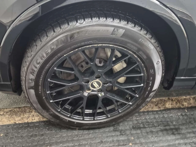 Audi Q7 * PROGRESSIV * ПОДГРЕВИ * 2 КЛЮЧА * ПАНО * CARFAX - автомобили, коли, обяви за нови и употребявани 5