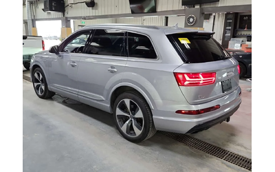 audi-q7 - 3