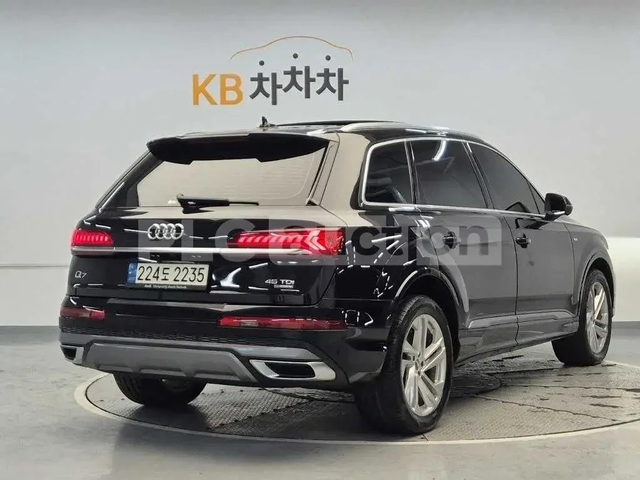 Audi Q7 4.5TDI* Pano* HeadUp* TV* АВТОКРЕДИТ - автомобили, коли, обяви за нови и употребявани 3
