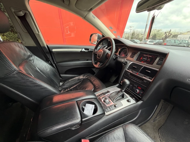 Audi Q7 3.0TDI* Обслужен* Регистриран - автомобили, коли, обяви за нови и употребявани 8