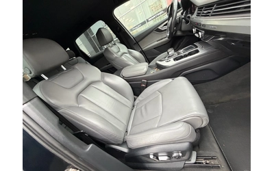 Audi Q7 Sline* Plus* 3.0TDI* 7места* УНИКАТ - автомобили, коли, обяви за нови и употребявани 7