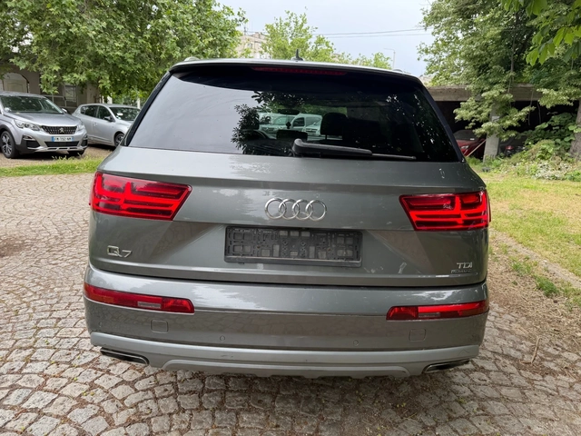 Audi Q7 3.0D* На* Пружини* Кожа - автомобили, коли, обяви за нови и употребявани 4