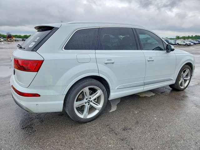 Audi Q7 PRESTIGE| HUD| BOSE| 360| ОБДУХ| PANO - автомобили, коли, обяви за нови и употребявани 5
