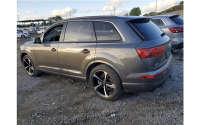 audi-q7 - 1
