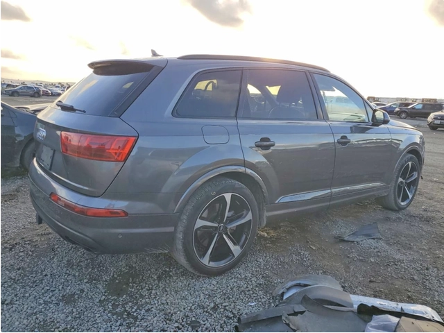 Audi Q7 АВТОКРЕДИТ* МАСАЖИ* ОБДУХВАНЕ* SHADOW LINE* - автомобили, коли, обяви за нови и употребявани 2