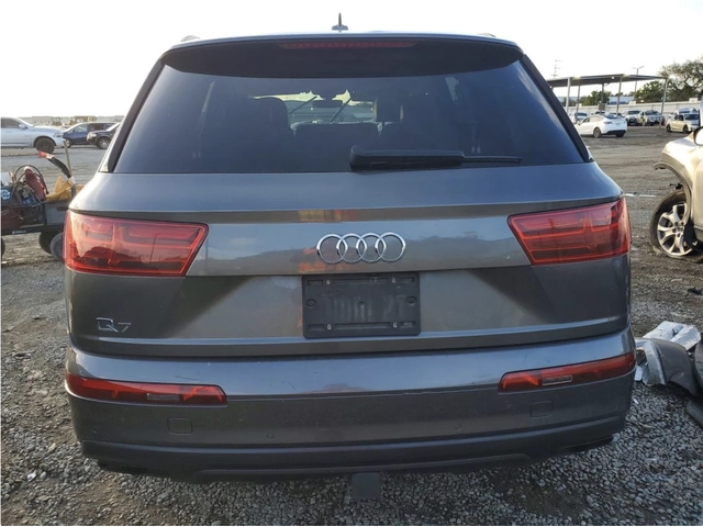 Audi Q7 АВТОКРЕДИТ* МАСАЖИ* ОБДУХВАНЕ* SHADOW LINE* - автомобили, коли, обяви за нови и употребявани 5