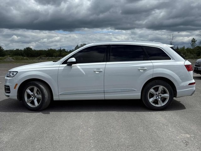 Audi Q7 Komfort * Keyless * CARFAX * АВТО КРЕДИТ * - автомобили, коли, обяви за нови и употребявани 2