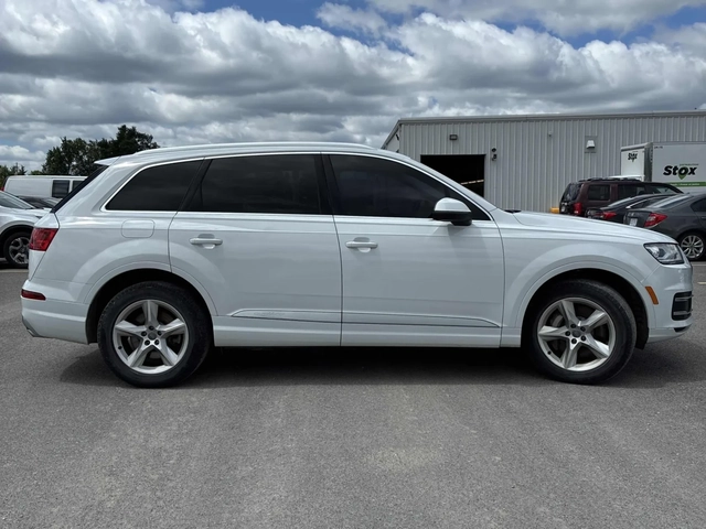 Audi Q7 Komfort * Keyless * CARFAX * АВТО КРЕДИТ * - автомобили, коли, обяви за нови и употребявани 3
