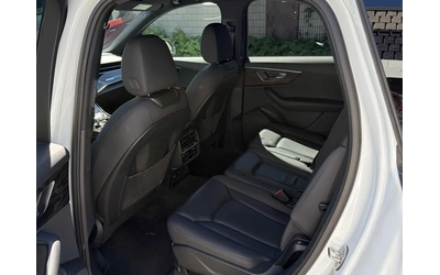 Audi Q7 Progressiv * Keyless * CARFAX * АВТО КРЕДИТ * - автомобили, коли, обяви за нови и употребявани 8