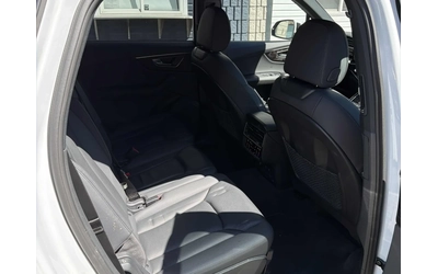 Audi Q7 Progressiv * Keyless * CARFAX * АВТО КРЕДИТ * - автомобили, коли, обяви за нови и употребявани 9