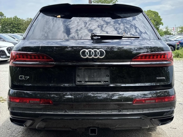 Audi Q7 Komfort * CARFAX * АВТО КРЕДИТ * - автомобили, коли, обяви за нови и употребявани 3