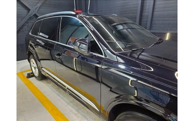 audi-q7 - 3