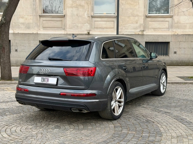 Audi Q7 Quattro Full S Line Diamond Seats 360 BOSE Air - автомобили, коли, обяви за нови и употребявани 6