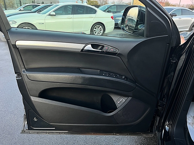 Audi Q7 Sline-PANORAMA-BIXENON-MONITORI-DVD-ALKANTAR-FULL! - автомобили, коли, обяви за нови и употребявани 6