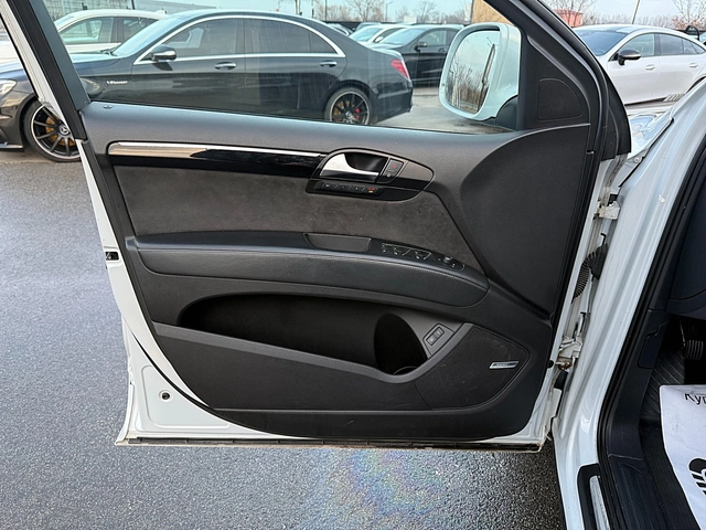 Audi Q7 4.2d-PANORAMA-Sline-BOSE- - автомобили, коли, обяви за нови и употребявани 6