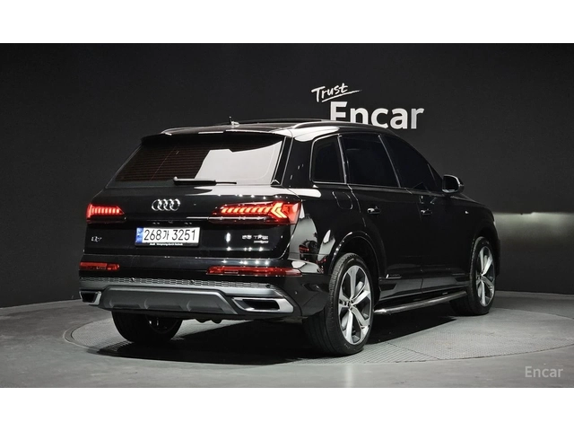 Audi Q7 55TFSI* BLACK OPTIC* HEAD UP* МАСАЖ* КРАЙНА ЦЕНА - автомобили, коли, обяви за нови и употребявани 3
