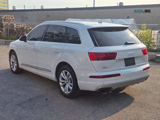Audi Q7 ДИГ ТАБЛО* BIG SUV* ОБДУХ* 360* - автомобили, коли, обяви за нови и употребявани 2