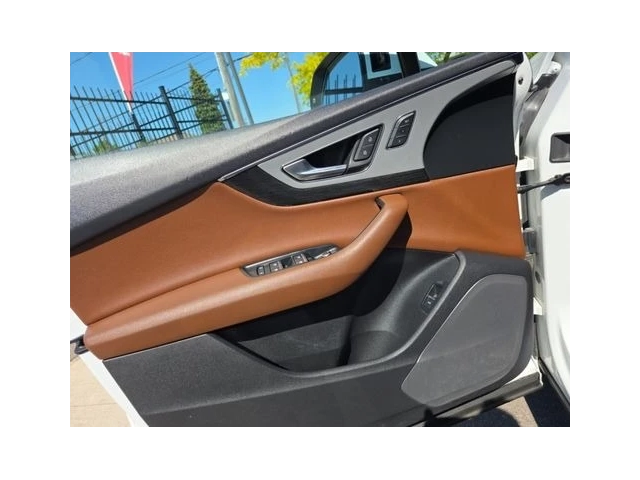 Audi Q7 45 TFSI quattro| CarPlay| Navi| Blind spot| Camera - автомобили, коли, обяви за нови и употребявани 12