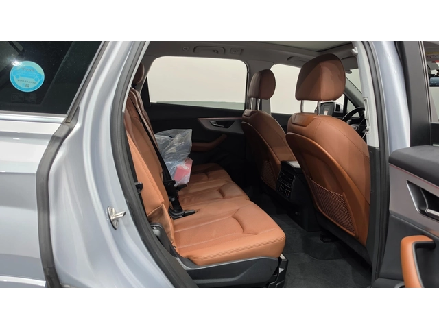 Audi Q7 45 TDI quattro - автомобили, коли, обяви за нови и употребявани 11