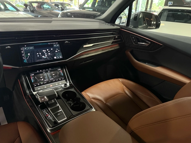Audi Q7 S-Line Progressiv 55 TFSI quattro - автомобили, коли, обяви за нови и употребявани 8