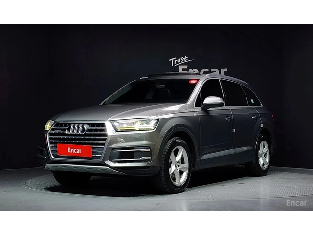 Audi Q7 35 TDI Quattro Comfort - автомобили, коли, обяви за нови и употребявани 0