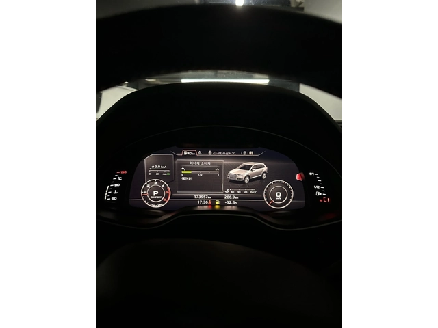Audi Q7 35 TDI Quattro Comfort - автомобили, коли, обяви за нови и употребявани 6