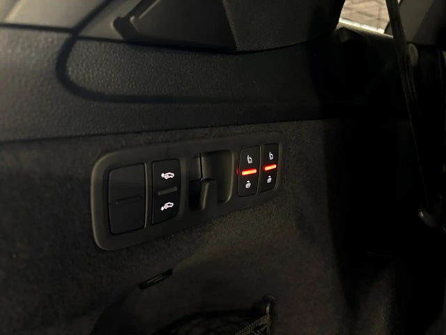 Audi Q7 Technik|QUATTRO|S-LINE|NAV|7PASS|MASSAGE|HEADSUP|+ All Wheel Drive - автомобили, коли, обяви за нови и употребявани 7