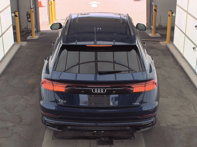 Audi Q8 PRESTIGE* BLACK OPTIC* MATRIX* B&O* S-LINE* HEADUP - автомобили, коли, обяви за нови и употребявани 3