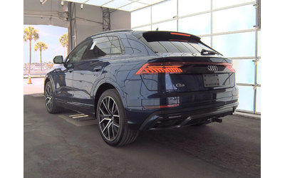 audi-q8 - 4