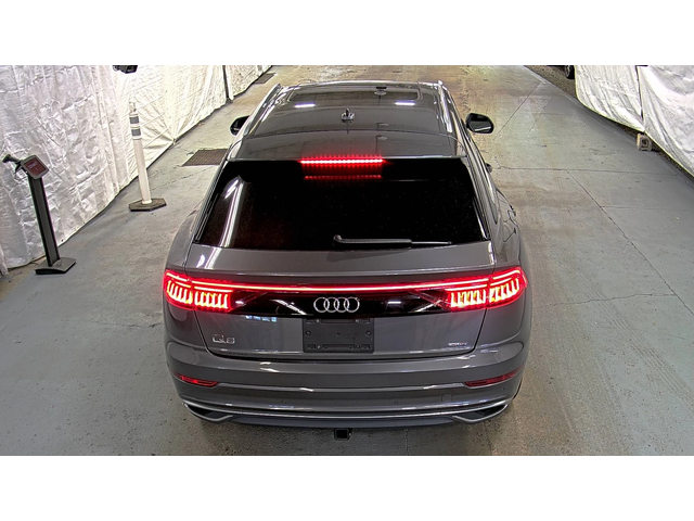 Audi Q8 DISTRONIK* DIGITAL* B&O* 360* ОБДУХ* AMBIENT* KEYL - автомобили, коли, обяви за нови и употребявани 3