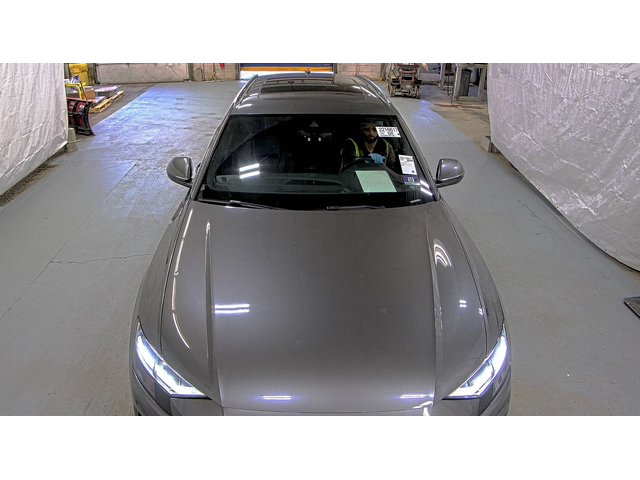 Audi Q8 DISTRONIK* DIGITAL* B&O* 360* ОБДУХ* AMBIENT* KEYL - автомобили, коли, обяви за нови и употребявани 5