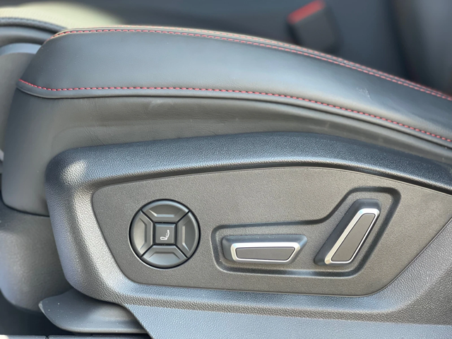 Audi Q8 50TDI* S-Line* B&O* HUD* MASSAGE* 22Inch* PANO* Me - автомобили, коли, обяви за нови и употребявани 12