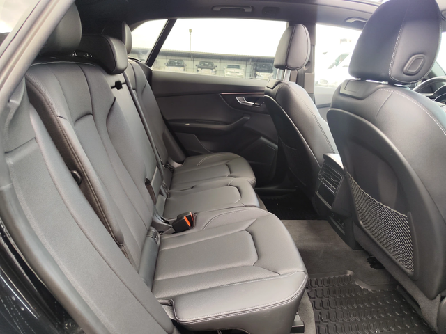 Audi Q8 SLINE* PANORAMA* PODGREV* OBDUH* LINEASIST* LIZING - автомобили, коли, обяви за нови и употребявани 6