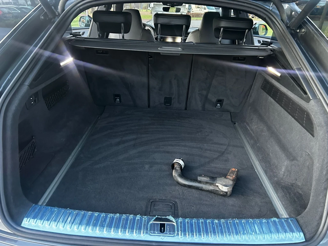 Audi Q8 ОЧАКВАН ВНОС AUDI Q8 ASSISTANCE FULL FULL MAX - автомобили, коли, обяви за нови и употребявани 4