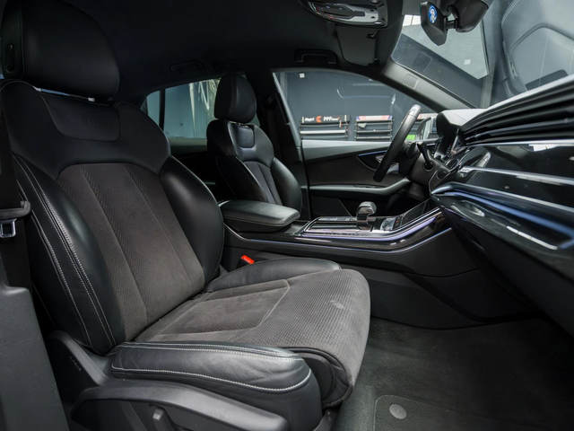 Audi Q8 50TDI Quattro S-line* 360 Cam* Bang&Olufsen* HuD* - автомобили, коли, обяви за нови и употребявани 6