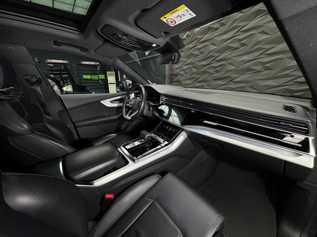 Audi Q8 50TDI Quattro S-line* Matrix* Bang&Olufsen* HuD* 3 - автомобили, коли, обяви за нови и употребявани 6