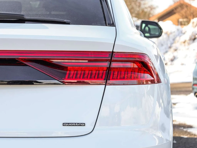 Audi Q8 * quattro Progressiv * CARFAX * ЦЕНА ДО БГ - автомобили, коли, обяви за нови и употребявани 10