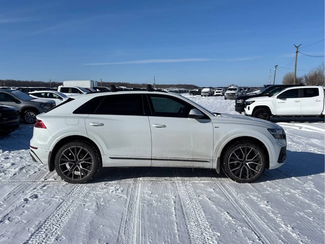 Audi Q8 * Progressiv 55 TFSI quattro * CARFAX * ЦЕНА ДО БГ - автомобили, коли, обяви за нови и употребявани 3